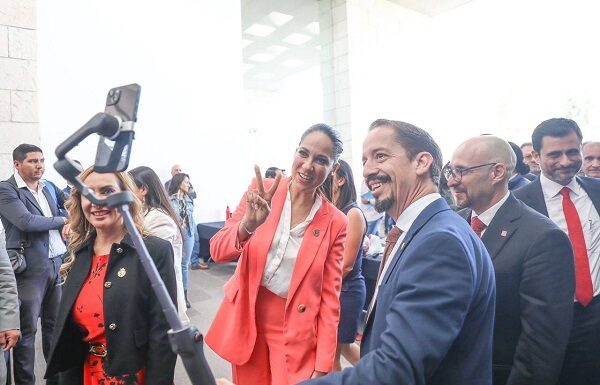 Convoca gobernadora a empresarios a sumar por Guanajuato