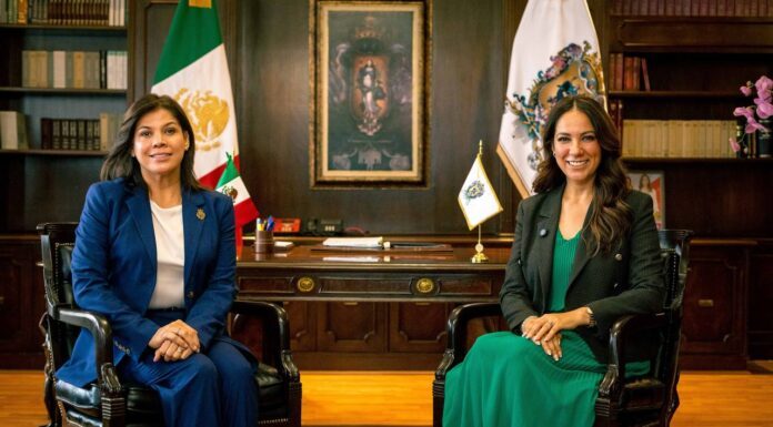 Gobernadora de Guanajuato realiza transmisión en vivo para conectar con la gente