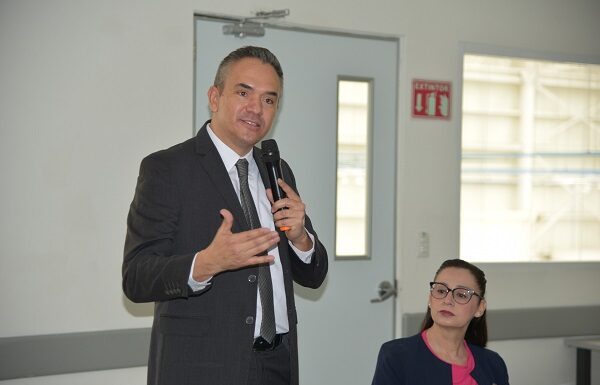 Ratifican a Salomón Ceballos como director del IECA