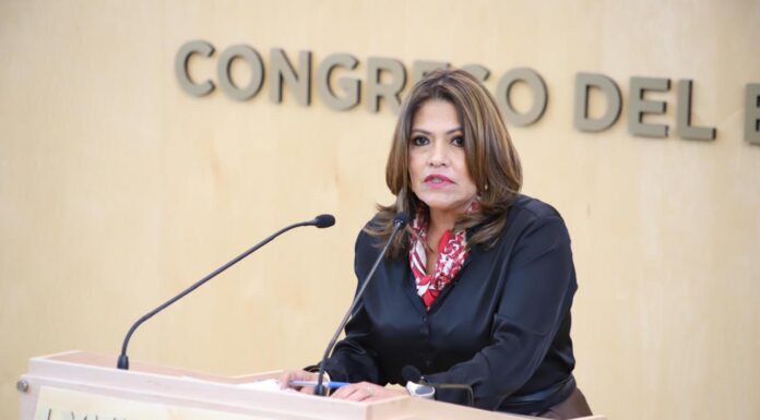 Trabajo digno y bien pagado en la primera chamba, propone Ruth Tiscareño