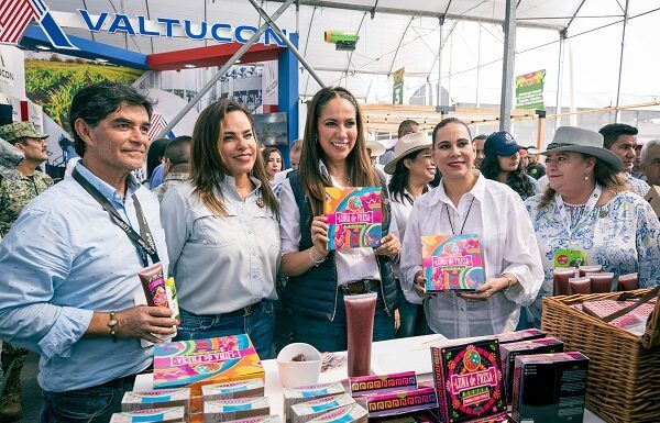 Inaugura Libia Dennise Expoagroalimentaria en Irapuato