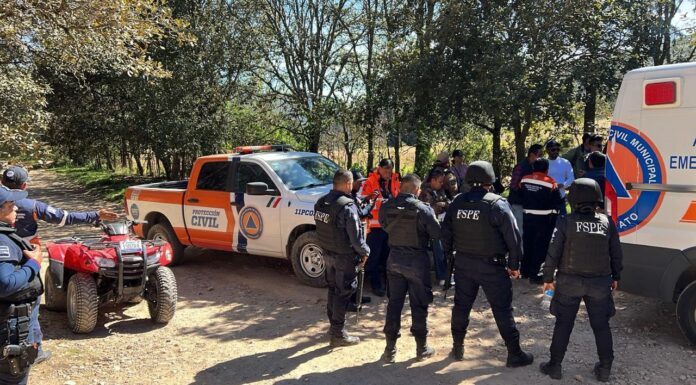 Con apoyo de un drone localizan a persona extraviada en la sierra