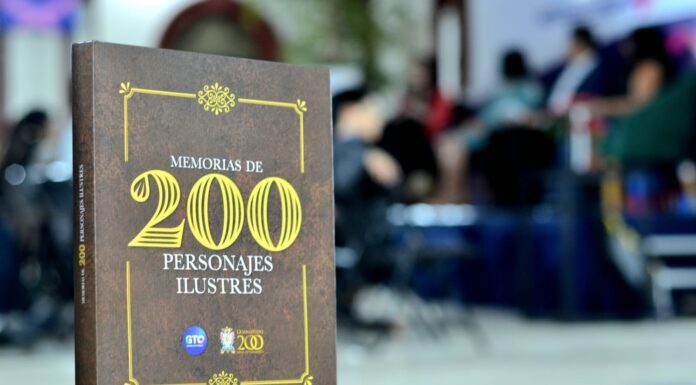 Presentan libro sobre personajes ilustres de Silao