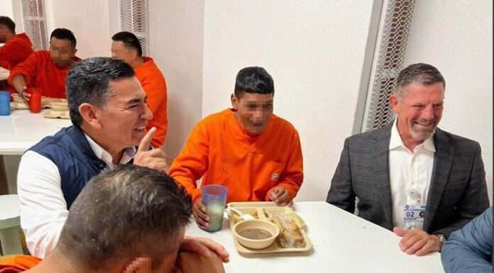 Reciben Cepreresos de Valle de Santiago y San Miguel de Allende reacreditación internacional