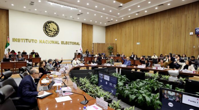 Tumba INE a consejero del IEEG para dar cumplimiento a paridad de género