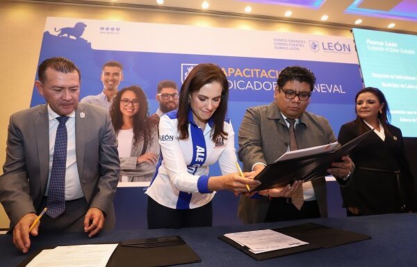 Pactan León y Coneval trabajo conjunto por ciudadanía