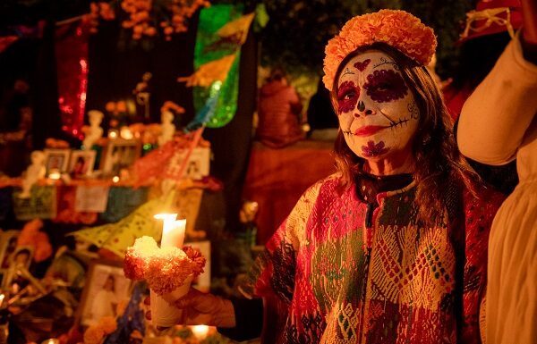 Recibe Guanajuato a 145 mil visitantes por Día de Muertos