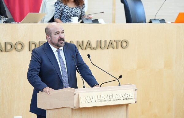 Exhortan diputados del PAN a capacitar a policías para frenar abusos