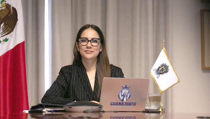 Ordena Libia Dennise abrir contratos con Seguritech