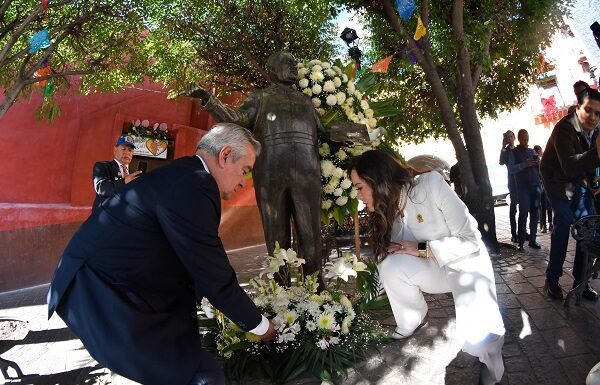 Celebran 138 años del nacimiento de Diego Rivera en la capital