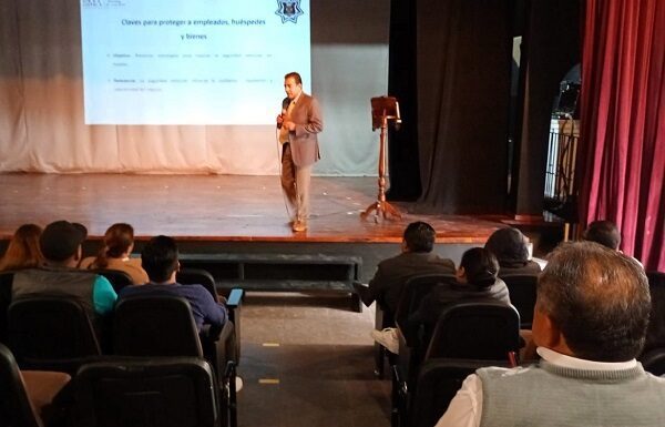 Suma Mauricio Trejo a sector turístico a estrategia de prevención y seguridad