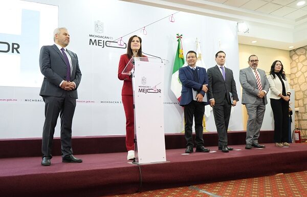 Ale Gutiérrez promueve Feria de León en Michoacán