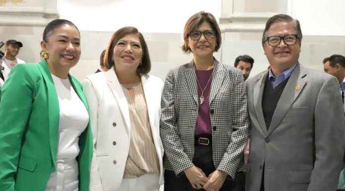 Rinde protesta el Comité Ejecutivo del ASTAUG