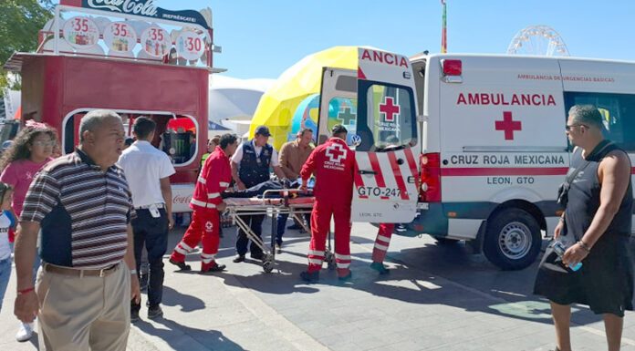 Lesiona toro a menor durante su escape en la Feria de León (VIDEO)