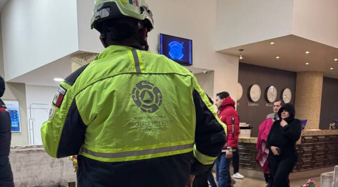 Sismo en Michoacán repercute en Guanajuato; en León evacúan zona Poliforum