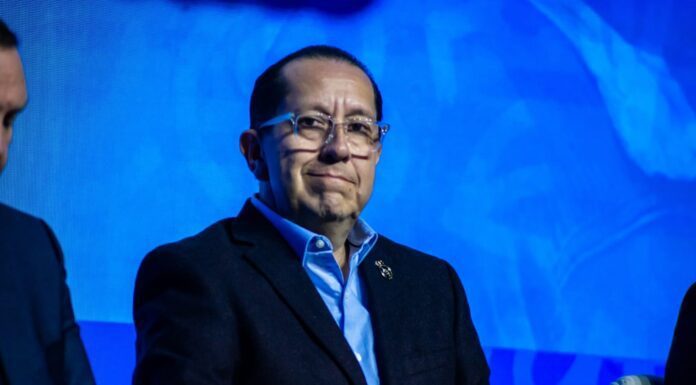 Funcionamiento a medias del HRAEB satura sistema estatal de salud: Gabriel Cortés