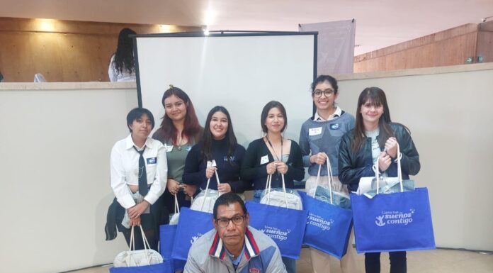 Ganan alumnos de la Prepa UG plantel Centro Histórico el Rally Científico