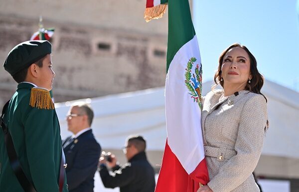 Viven los valores de la Bandera Mexicana en la capital de Guanajuato