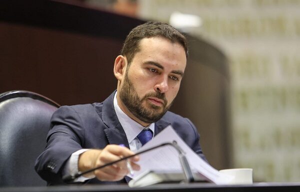 Presenta Alan Márquez iniciativa para atender salud mental