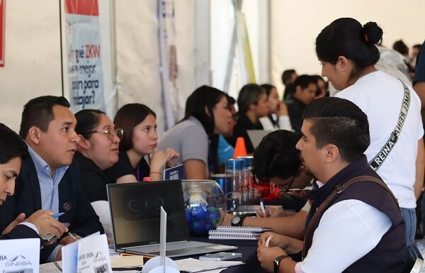 Ofrecen más de 1 mil ofertas laborales en Irapuato y Romita