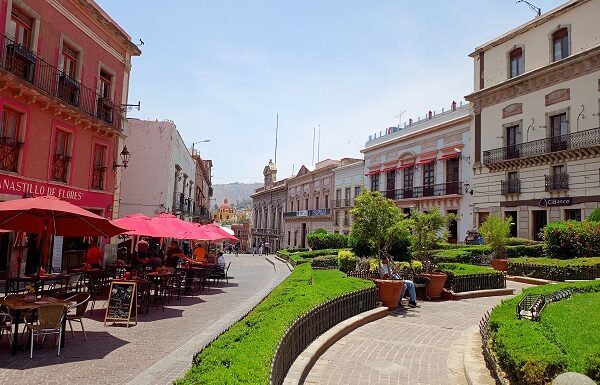 Va la capital por una estrategia de Taxi Seguro