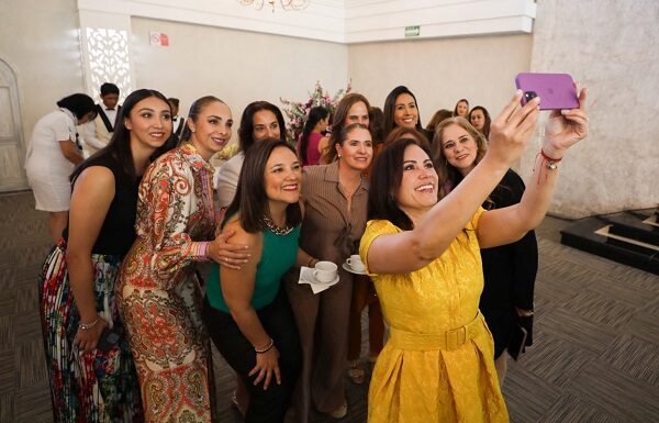 Con las mujueres, construímos una mejor ciudad: Ale Gutiérrez