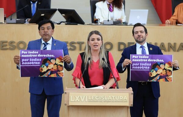 Grupo Parlamentario del PAN reconoce la importancia del papel social de mujeres