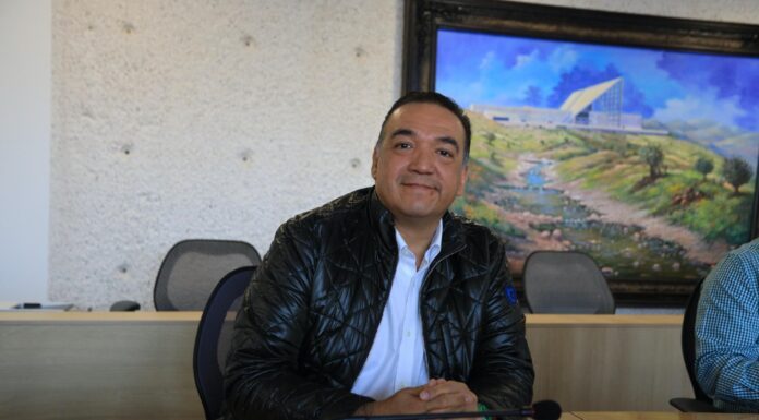 Aprueban terna para elegir a contralor interno del Poder Legislativo