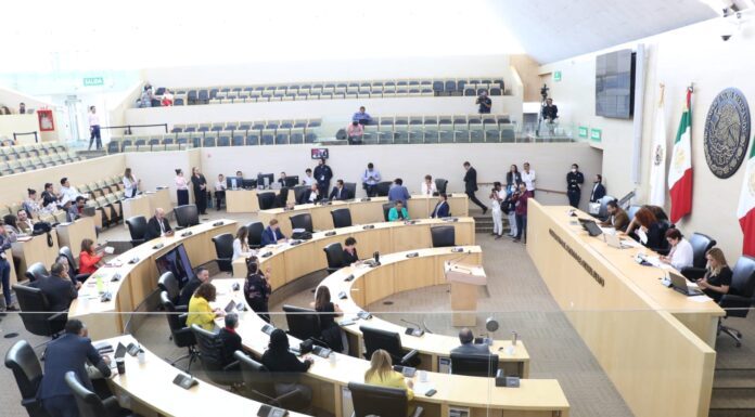 Van diputados por reformas a Ley Orgánica del Poder Legislativo