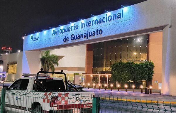 Realiza PROFECO conciliaciones en el Aeropuerto del Bajío en Semana Santa