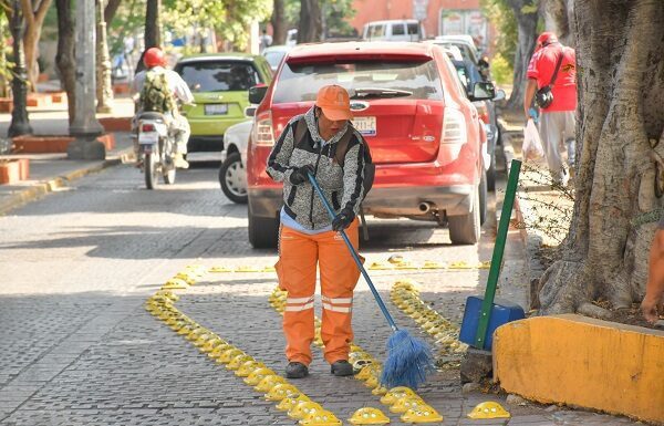 En la capital se refuerza campaña de limpieza de calles en Semana Santa