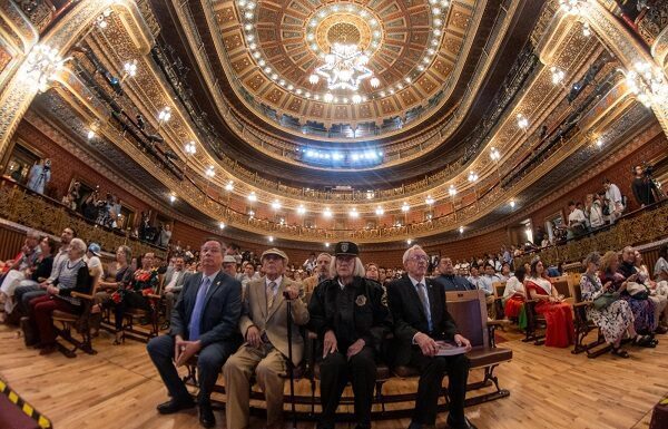 Honran legado y recuerdo de guanajuatenses distinguidos