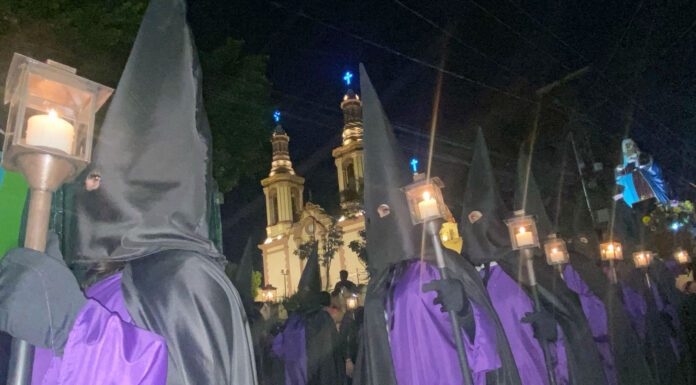 Celebra Barrio de San Miguel 110 aniversario del Viacrusis