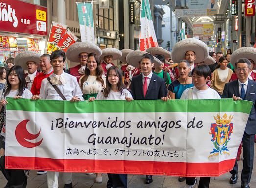 Inicia Libia Dennise gira por Japón