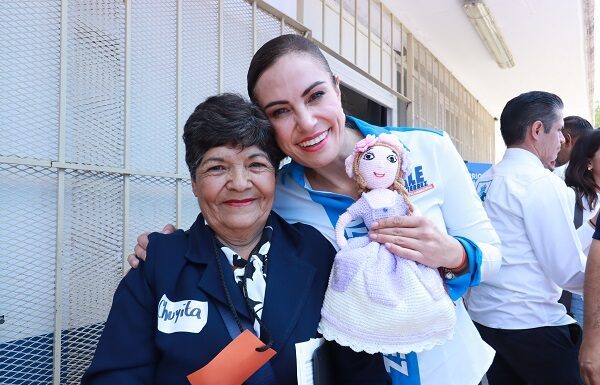 Vecinos de Las Joyas avanzan con León