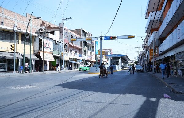 Celebra CANACO operativos para limpiar la avenida Miguel Alemán