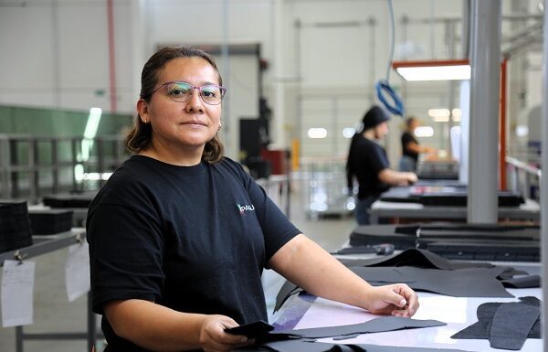 Más de 360 mil mujeres en sector automotriz de Guanajuato