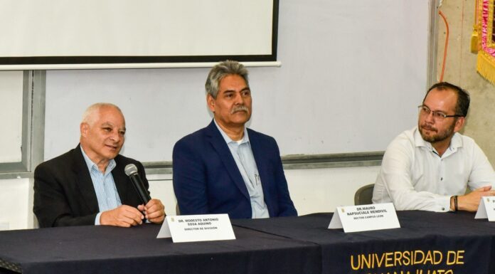 Realizan Congreso de Ingeniería y Física aplicada a la Biomedicina en la UG