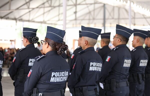 Por amenazas, policía de León detiene a dos ciudadanos colombianos