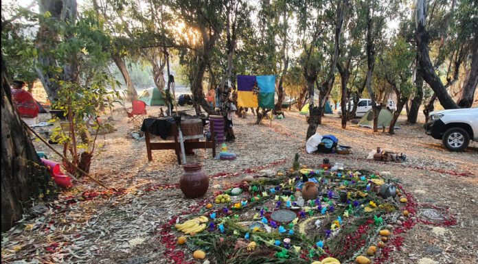 Ciudadanos organizan rezo ancestral por el agua en Silao