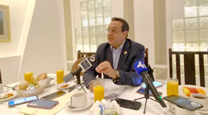 Pide Salim investigación y sanciones por despilfarro en la Feria León 2025