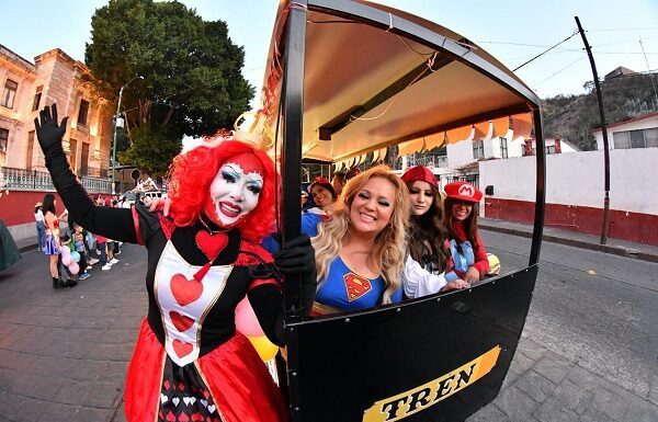 Encabeza Samantha Smith caravana infantil en la capital