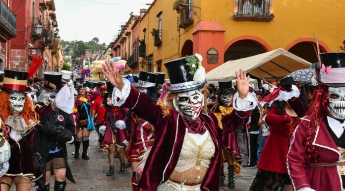 Histórico Convite de Locos en San Miguel de Allende