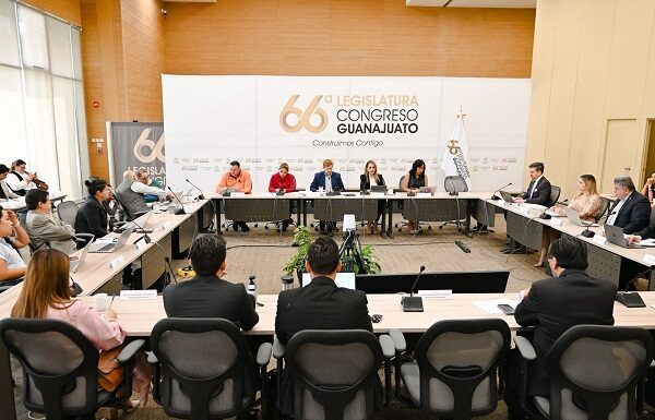 Revisan iniciativas del PAN-PRD sobre Derecho a la Ciudad