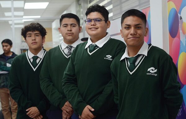 Alumnos de Silao van rumbo a Egipto; participarán en el “Sumo Másters”