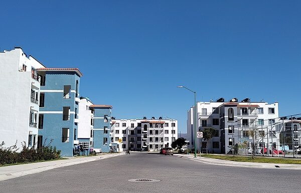 Invasores de vivienda ahora podrán comprarla: INFONAVIT