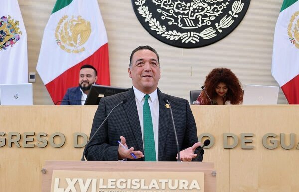 Refrendamos nuestro compromiso con las infancias: Sergio Contreras