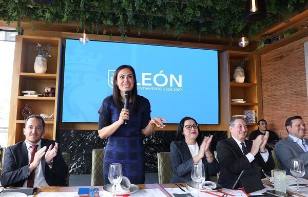 León es un referente en impulso a las MiPyMEs: Ale Gutiérrez