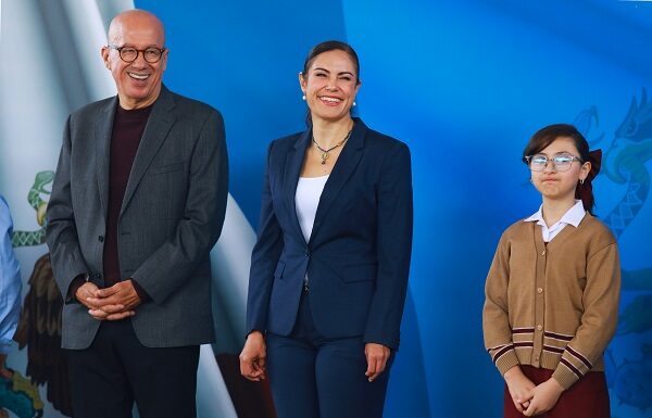 Trabaja León en lugares seguros para aprendizaje de estudiantes