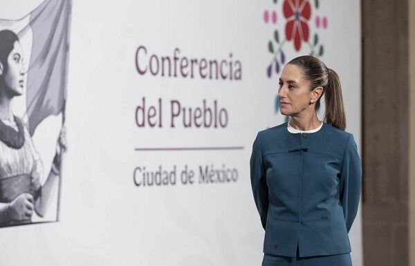 Servidores Públicos deben asumir humildad y principios: Claudia Sheinbaum